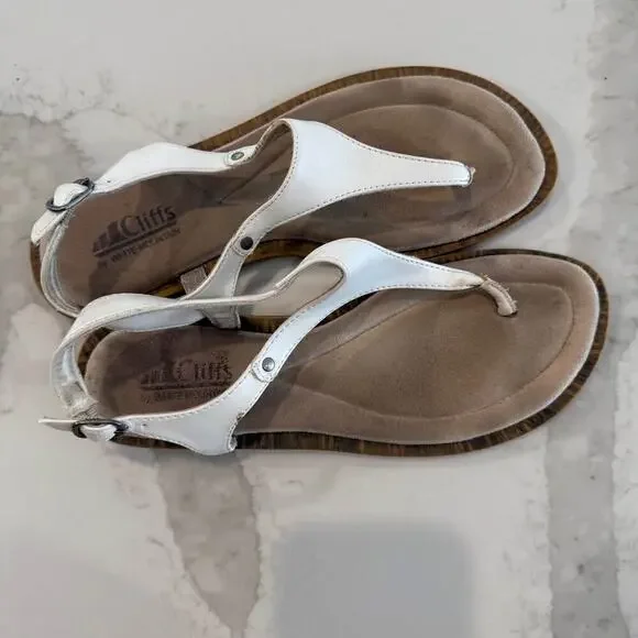 Cliffs By White Mountain Cushioned Slingback Thong Sandal Women’s Size 8M White - Picture 2 of 9
